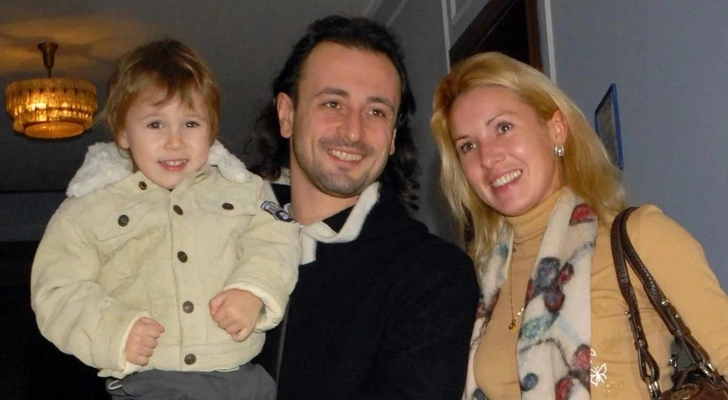 Илья Авербух с Ириной Лобачевой и сыном Мартином | Источник: соцсети