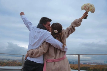 Звезды воспитывают троих сыновей