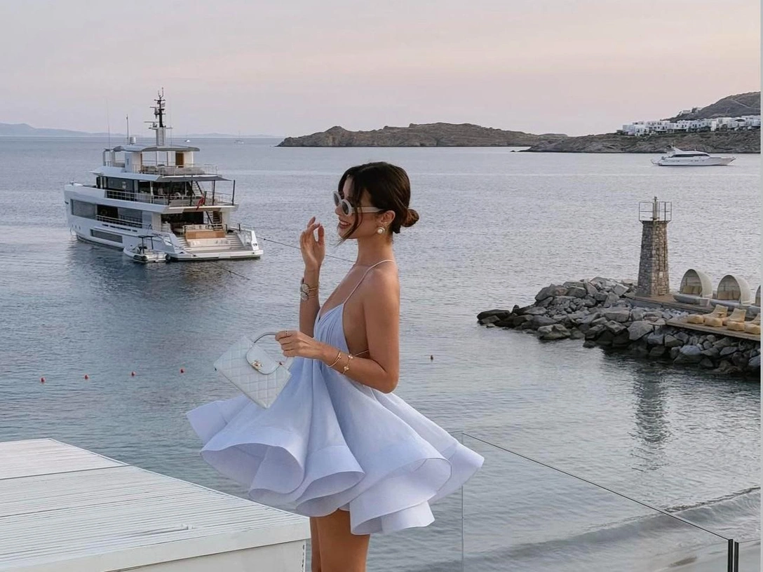 Красота на грани: 8 компонентов, которые опасно наносить перед выходом на солнце | marieclaire.ru