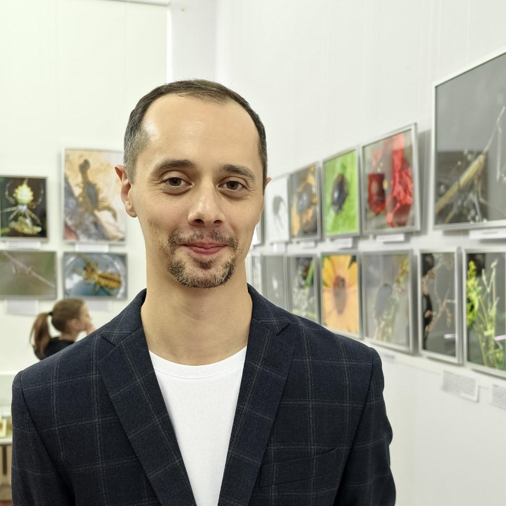 <p>Олег Саркисов</p>