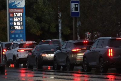 Как подорожал бензин в Петербурге за лето