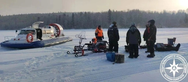 Одни в ночь и 30 градусов мороза — как спасали горе-рыбаков в Башкирии | Источник: ГК Башкирии по ЧС