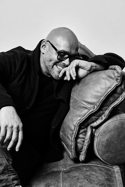 У актера нет свободного времени — он все время на работе