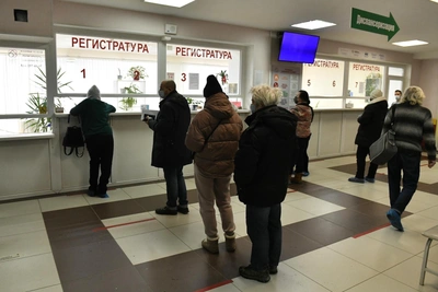 Yekaterinburg Hospital Chief Searched After Wage Cut Complaints