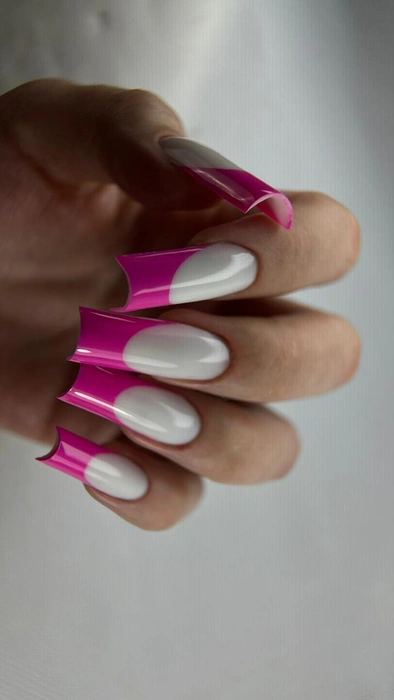 Источник: sheigarachuk_nails / Instagram.com (экстремистская организация, деятельность запрещена на территории РФ)