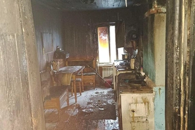 Residential House Burns to Ground Near Tolyatti — Video