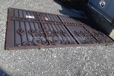 Уголовное дело о травме детей из-за падения ворот направлено в суд