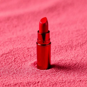 [тест] Выбери помаду и узнай, ты больше Джиджи или Белла Хадид