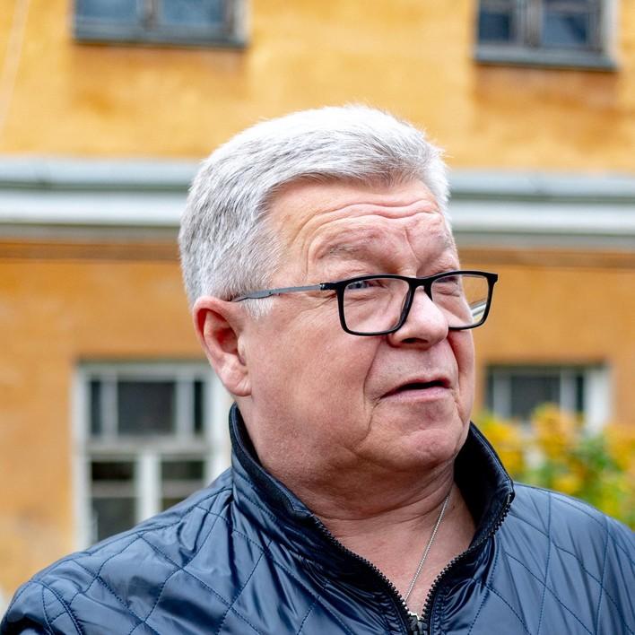 <p>Алексей</p>