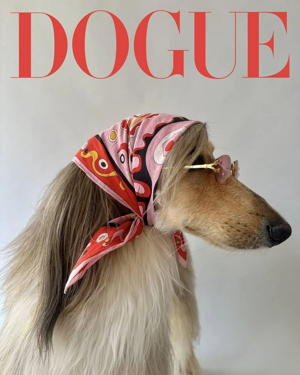 На пятки ему наступали грациозная Лола… | Источник: voguemagazine / Instagram (экстремистская организация, деятельность запрещена на территории РФ)