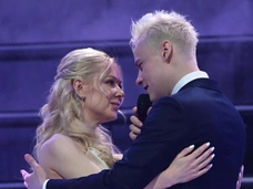 SHAMAN и Екатерина Мизулина поженились в армейских нарядах от Saint Laurent: сколько стоят свадебные образы