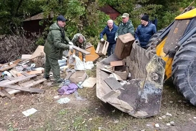 Более 300 рязанцев приняли участие в субботнике