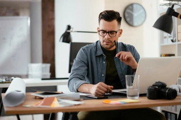 «Настолько ненавижу конкурентов по бизнесу, что иногда хочу их задушить»