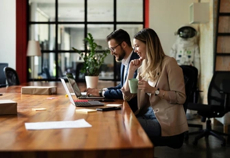 «Жалею, что все прекрасные моменты жизни коллега прожил со своей женой, а не со мной»