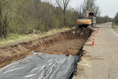 В Хабаровском крае начался ремонт дороги к поселку Гатка