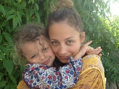 Резкая смена имиджа и новое имя: как сегодня выглядит 18-летняя дочь Николь Ричи