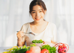 Успеете к лету: корейская диета, которая покорила соцсети — ее результаты шокируют