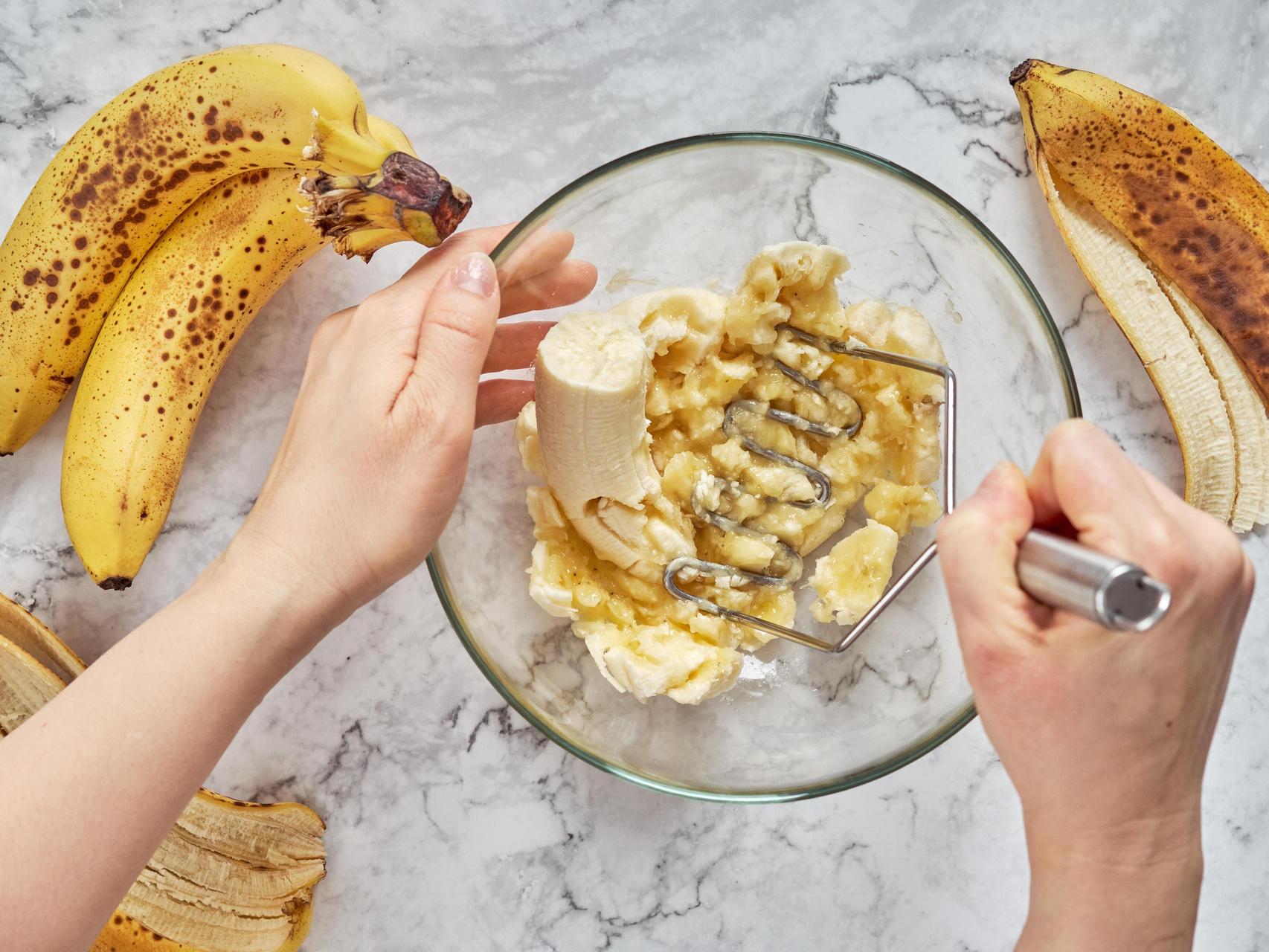 Жареные липкие бананы — одни из самых вкусных десертов в мире.