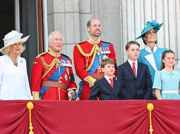 Спокойный принц Луи и Уильям среди гвардии: самые яркие моменты Trooping the Colour 2025
