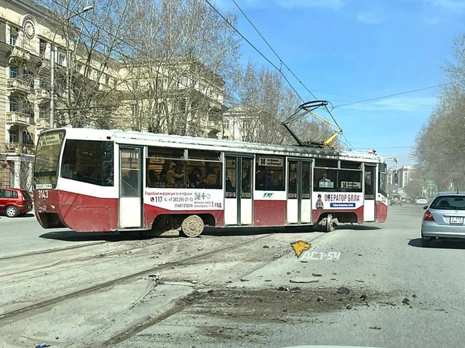 В ГАИ Новосибирска заявили, что не получали данных о происшествии | Источник: ACT-54 Black / Telegram