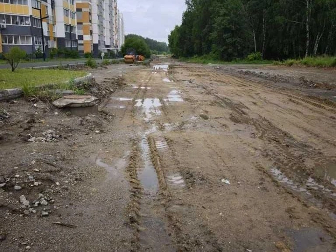 Состояние дороги на прошлой неделе после дождей | Источник: читатель 74.RU