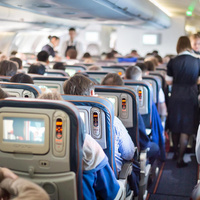 Из-за духоты на рейсе Бангкок–Красноярск умер пассажир: что теперь изменится в перелетах?