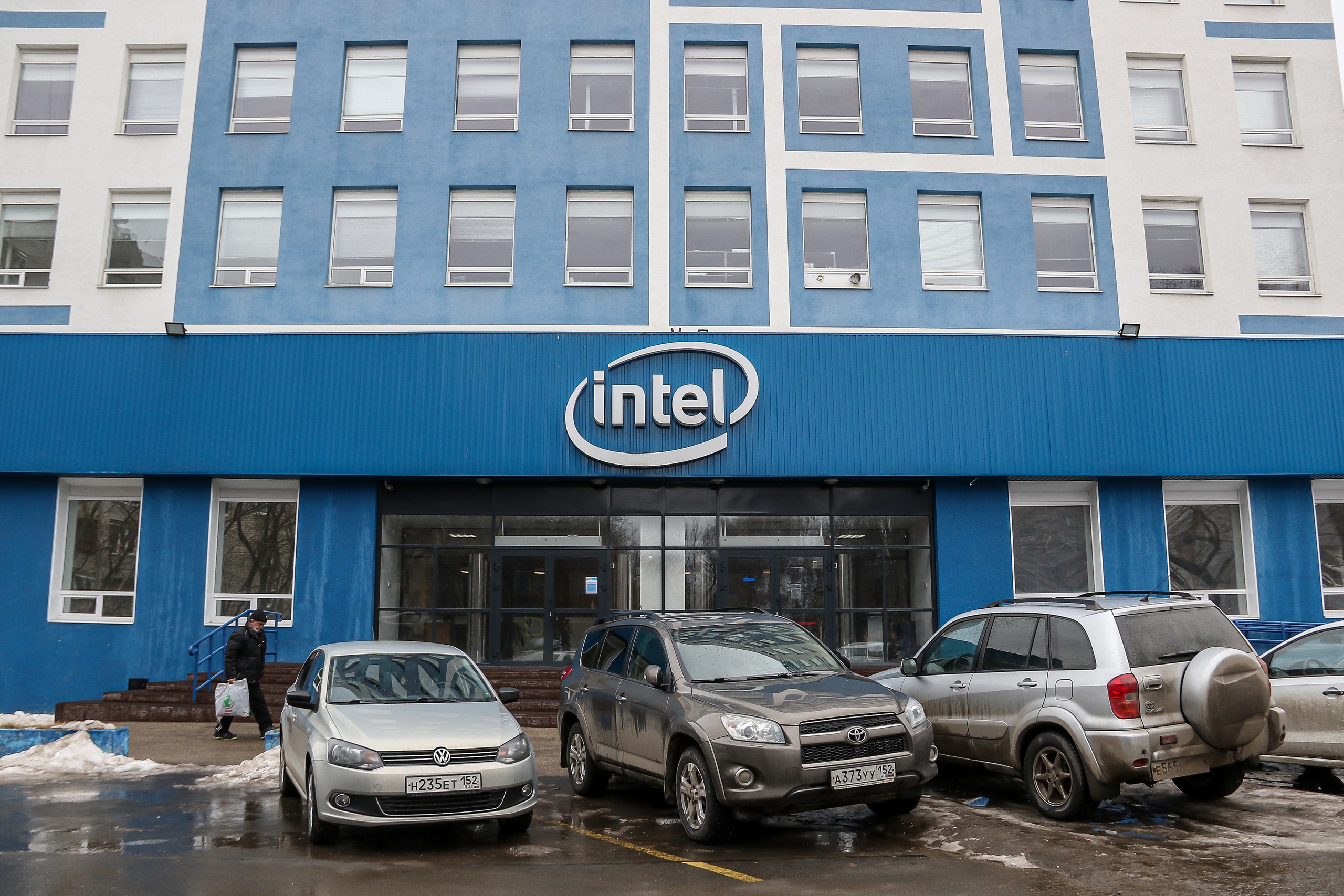 Айтишники наступают. Стало известно, кто выкупил офис Intel в Нижнем  Новгороде