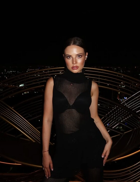 Лиана Шульгина | www.starhit.ru