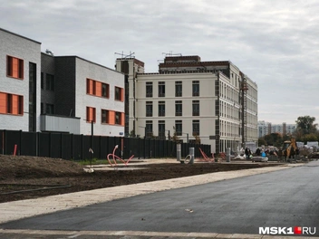 В паре минут находится школа, а к открытию готовят больницу | Источник: Михаил Мечев / MSK1.RU