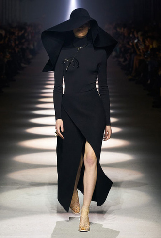 Givenchy осень/зима 2020-21