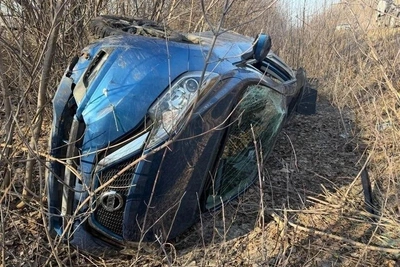 Столкновение легковушки с фурой в Воронежской области