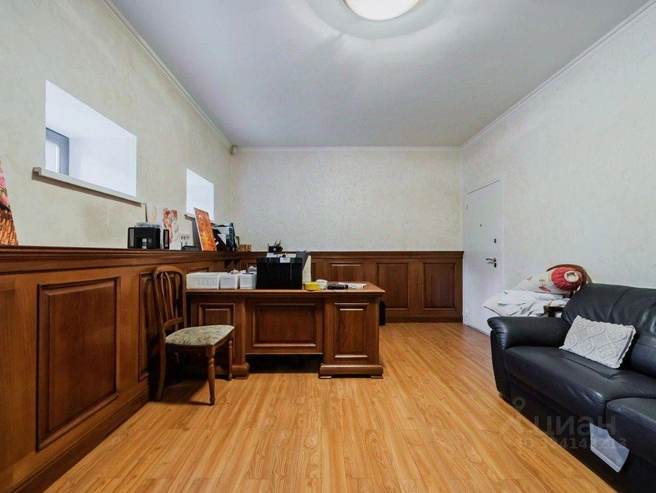 В доме выделено отдельное помещение под кабинет | Источник: «Циан»