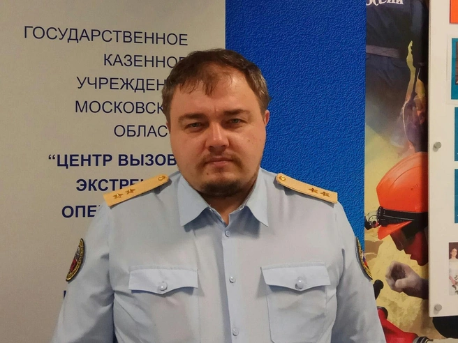 Слава настигла Романа в 2016 году, тогда он работал старшим специалистом в Центре вызова экстренных оперативных служб 112 | Источник: Роман Бурцев / VK.com