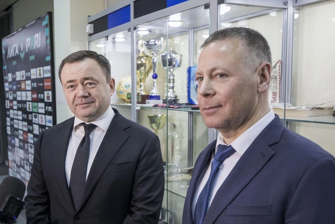 Петр Фрадков обсудил с Михаилом Евраевым развитие региона | Источник: ПСБ