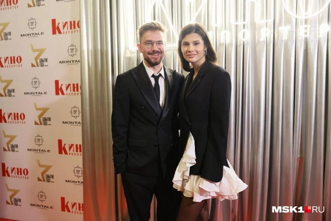 Александр Петров и его жена Виктория на премии «Событие года» | Источник: Артем Устюжанин / MSK1.RU