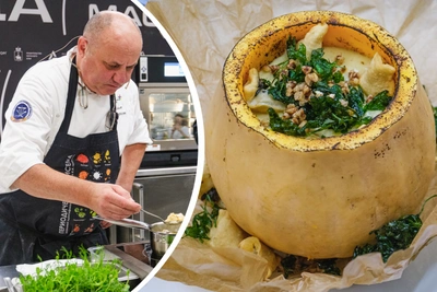 Pumpkin soup with barley and mushroom ushki