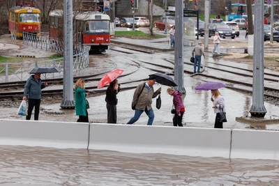 Волгоград: ливень парализовал движение трамваев