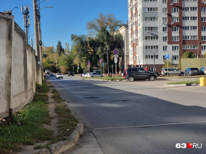 Между проспектом Карла Маркса и улицей Гагарина&nbsp;— своя особенная жизнь, нешумная и уютная. | Источник: Роман Данилкин / 63.RU