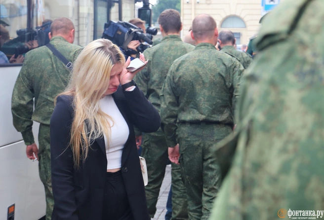 Родные участников СВО могут попасть на крючок жуликов, открывая сообщения от незнакомцев | Источник: Марина Мамонтова / FONTANKA.RU