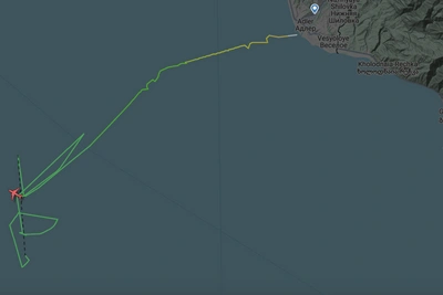 Boeing 737 Сочи — Архангельск подал сигнал бедствия над Черным морем