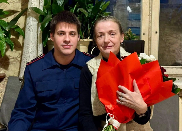 Кирилл Краско с мамой 
