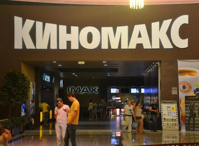 Полиция проводит проверку после заявления об избиении в ТРЦ «Премьер» | ya62.ru
