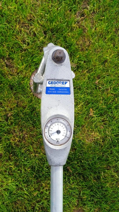 Данные после матча показателя прибора для измерения сцепления. Значение по стандарту от 2 до 4,5. Здесь — от 2,28 до 4,23 | Источник: источник «Фонтанки»