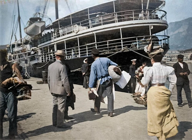 В порту Ялты, 1908–1915 год. | Источник: BspChannel