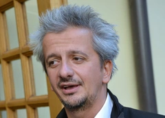 Александр Лазарев – Константину Богомолову: «Не трогай русскую классику, если хочешь ставить говно»