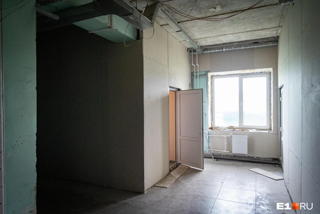 Ремонт завершится еще не скоро | Источник: Владислав Лоншаков / E1.RU