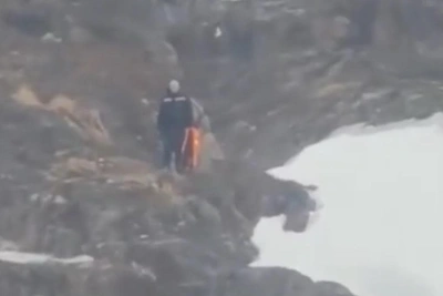 Спасатели эвакуировали рыбака в Баренцевом море