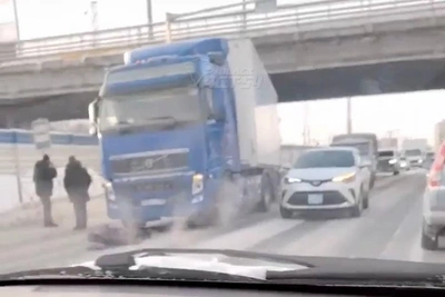 Наезд грузовика на пешеходов в Первомайском районе