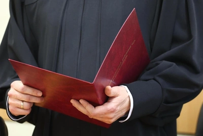 "We Didn't Go for the Citizenship": Ex-Judge Explains His Children's US Passports