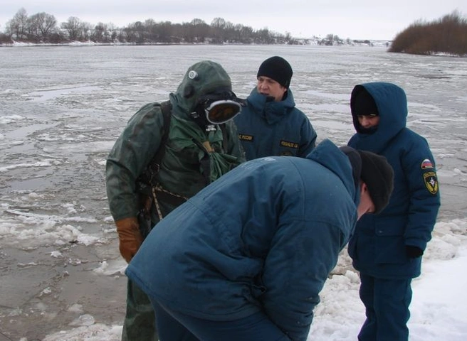 В Новомичуринском водохранилище едва не утонул мужчина | ya62.ru